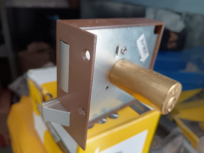 cerrajeros Inteyis especialistas en la instalación de cerraduras de seguridad